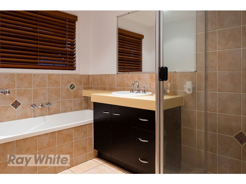 5a Cumberland Court, Carina Heights QLD 4152