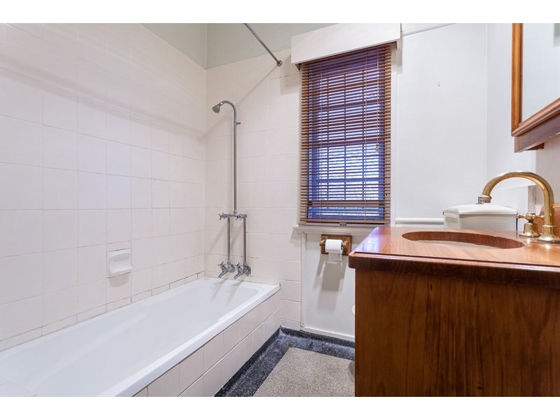 45 Carranya Street, Camp Hill QLD 4152