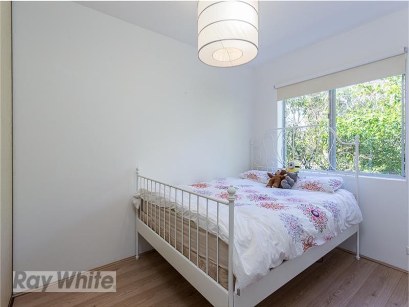 2/17 Hunter Street, Greenslopes QLD 4120