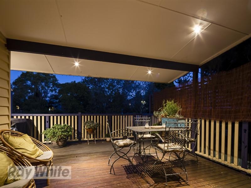 95 Milsom Street, Coorparoo QLD 4151