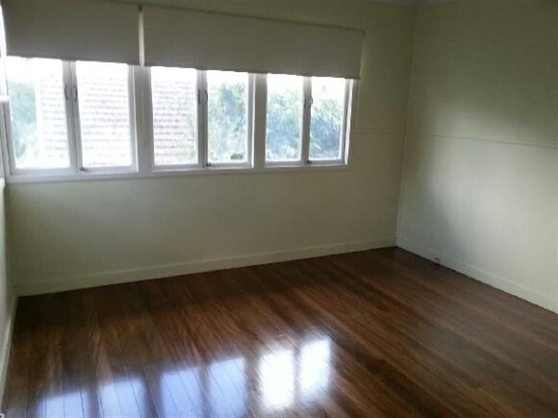 222 Winstanley Street, Carina Heights QLD 4152