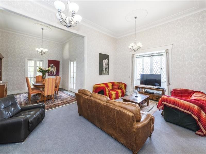 43 Raby Road, Coorparoo QLD 4151