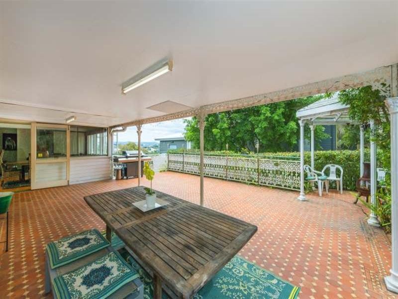 43 Raby Road, Coorparoo QLD 4151