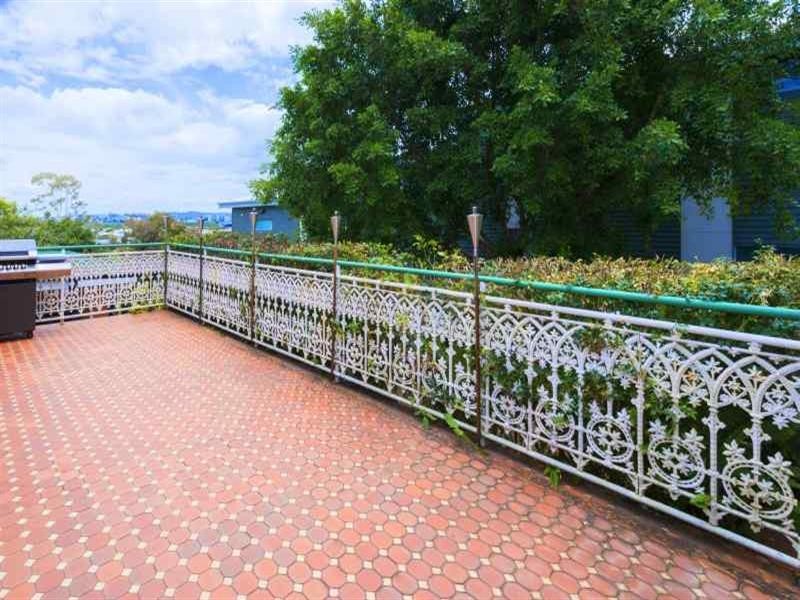 43 Raby Road, Coorparoo QLD 4151