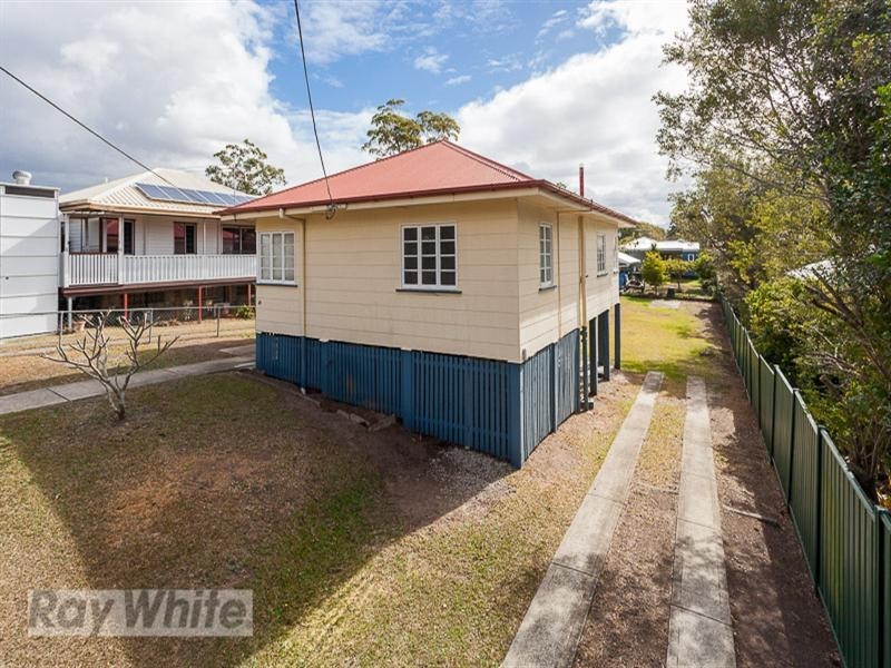 80 Mar Street, Holland Park QLD 4121