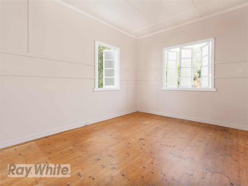 80 Mar Street, Holland Park QLD 4121