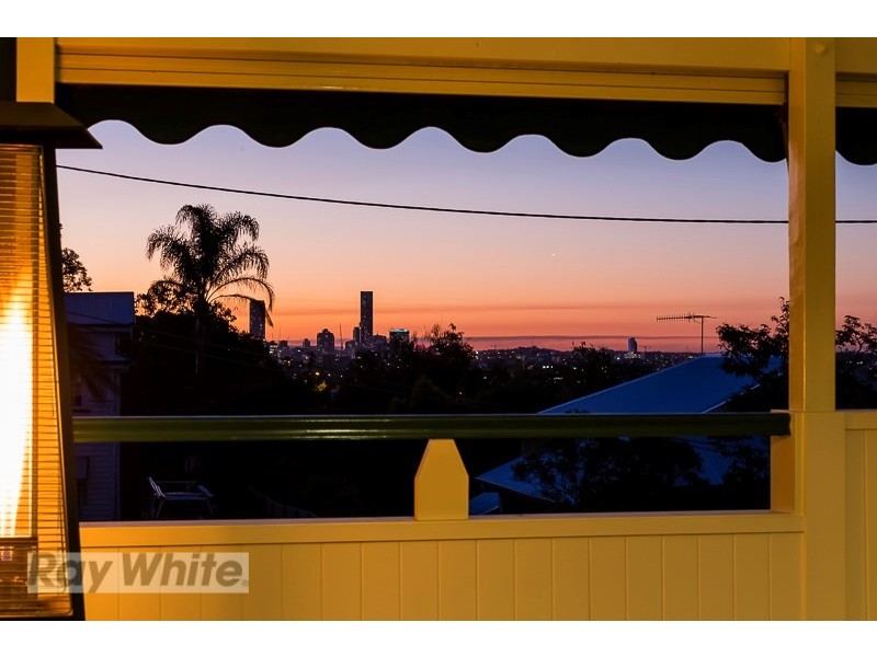 65 Henzell Terrace, Greenslopes QLD 4120