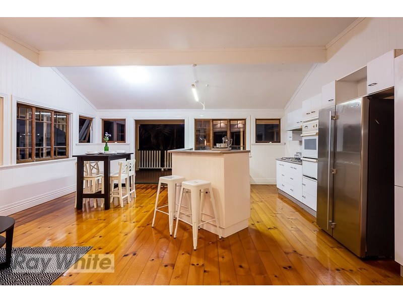 65 Henzell Terrace, Greenslopes QLD 4120