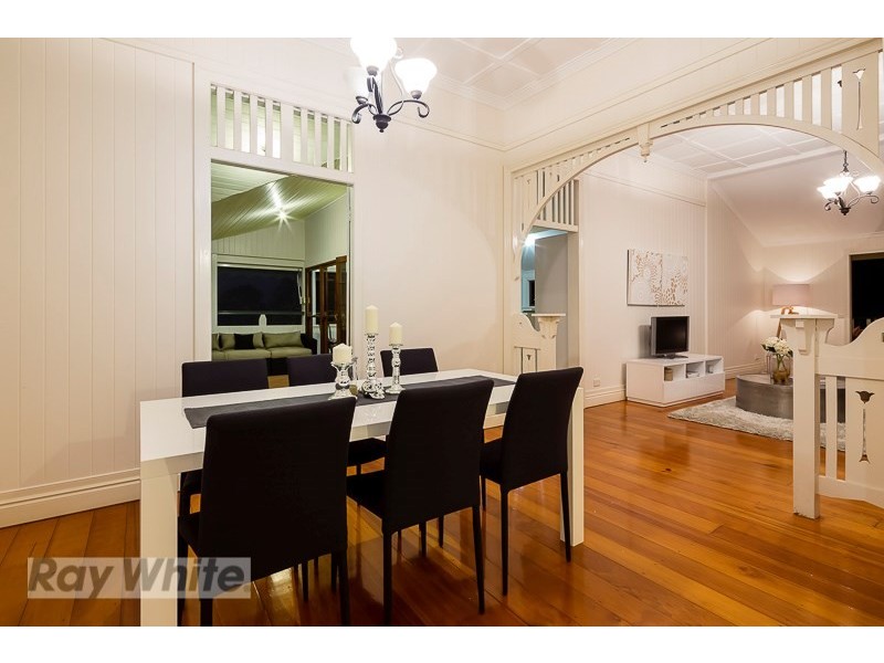 65 Henzell Terrace, Greenslopes QLD 4120