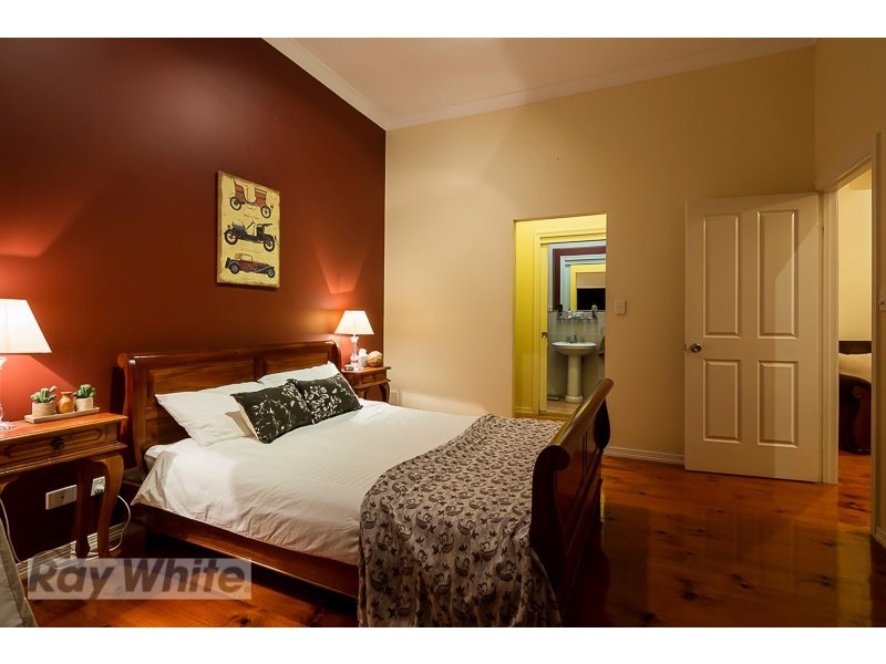 65 Henzell Terrace, Greenslopes QLD 4120