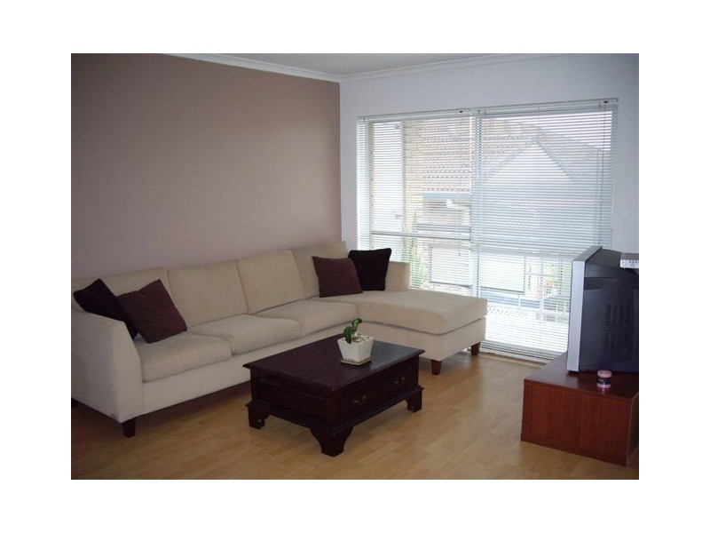 76 Kitchener, Coorparoo QLD 4151