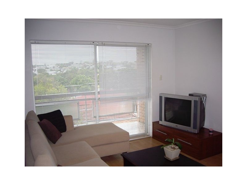 76 Kitchener, Coorparoo QLD 4151