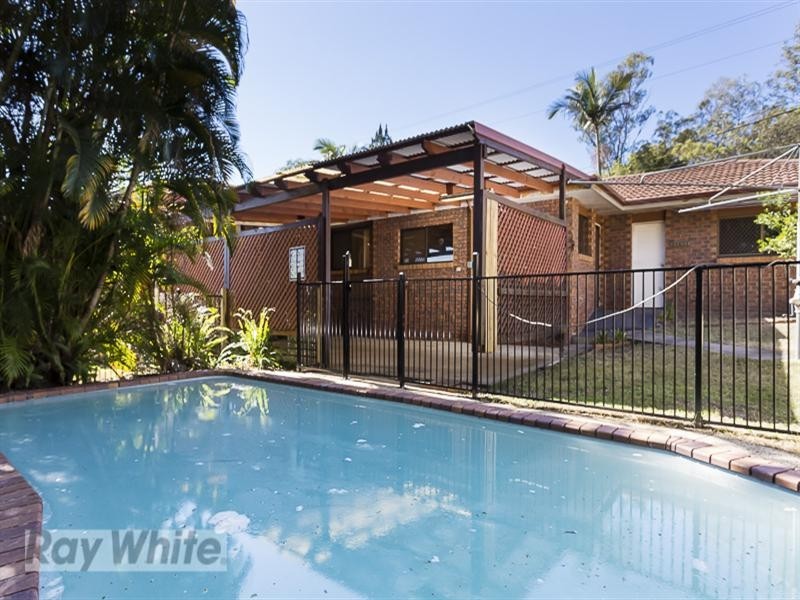 125 Scrub Road, Carindale QLD 4152