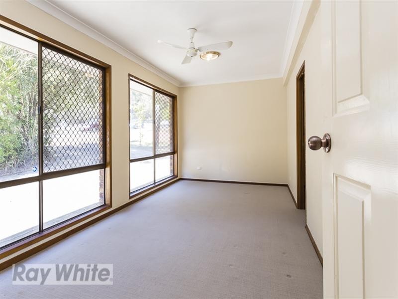 125 Scrub Road, Carindale QLD 4152