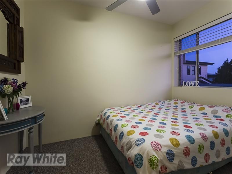 2/40 Birdwood Road, Holland Park West QLD 4121