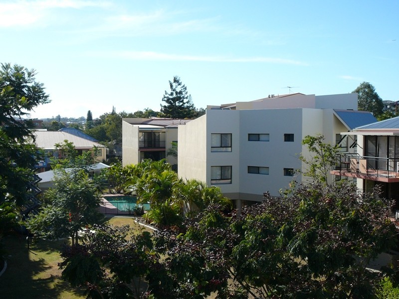 69/55 Harries Road, Coorparoo QLD 4151