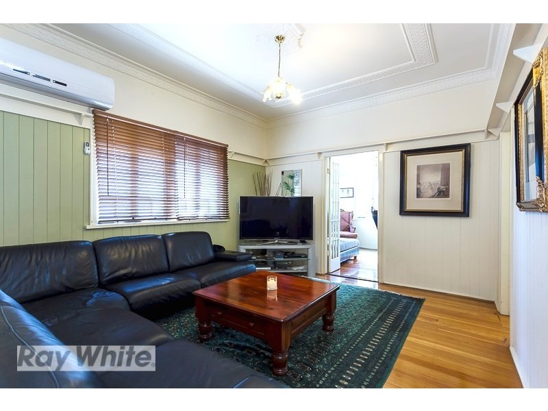 515 Logan Road, Greenslopes QLD 4120