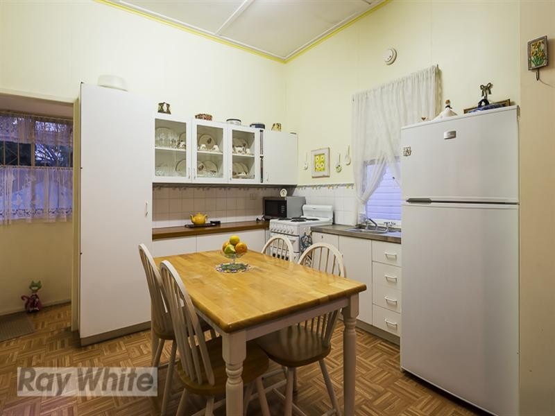 5 Ripon Street, Coorparoo QLD 4151