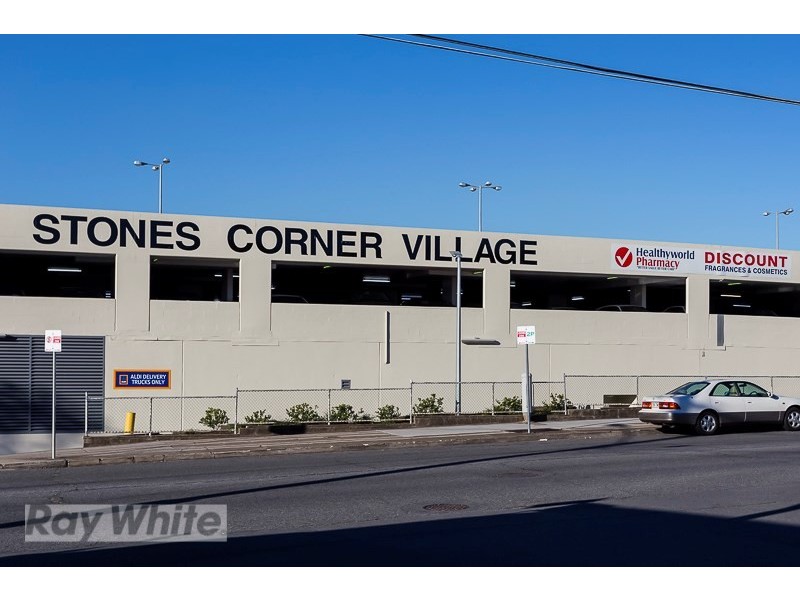 10,58,62,62A Cnr Flora and Lincoln Streets, Greenslopes QLD 4120