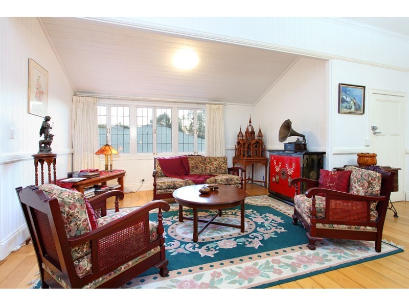 31 Leigh Street, Coorparoo QLD 4151