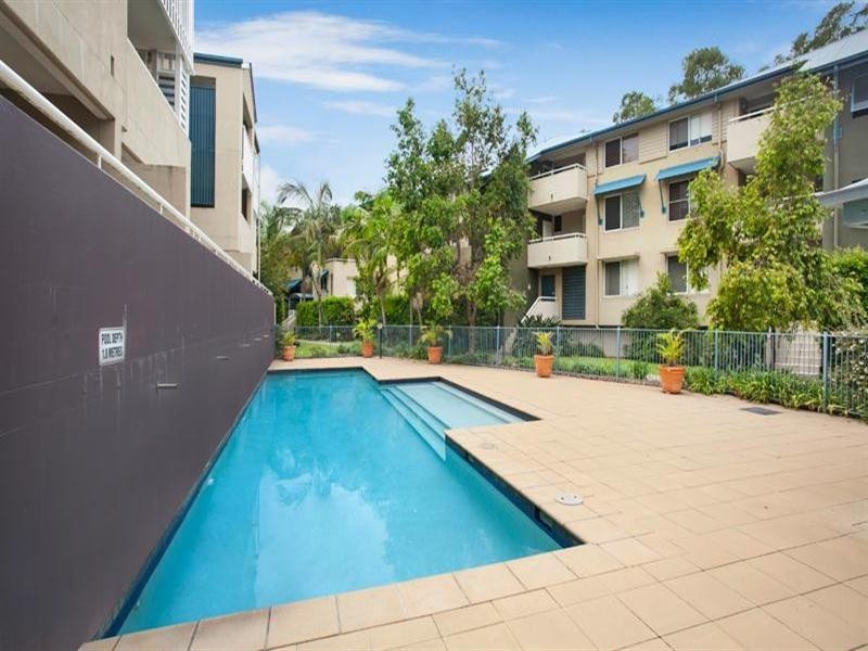 26/38 Vincent Street, Indooroopilly QLD 4068