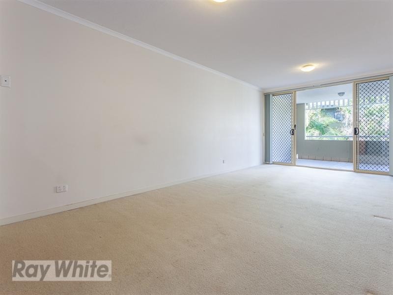 26/38 Vincent Street, Indooroopilly QLD 4068