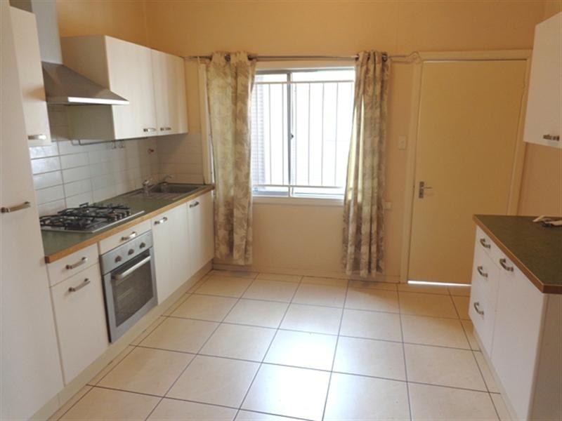 2/58 Lincoln Street, Greenslopes QLD 4120