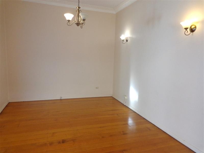 2/58 Lincoln Street, Greenslopes QLD 4120