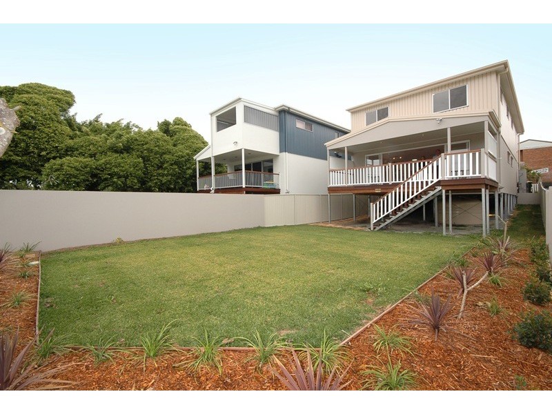 64 Baron Street, Greenslopes QLD 4120