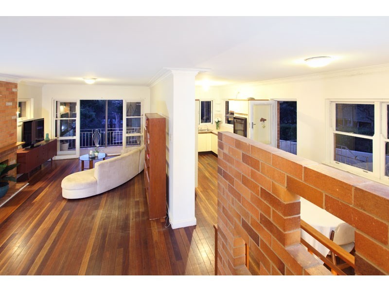 379 Chatsworth Road, Coorparoo QLD 4151