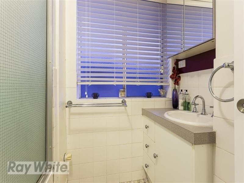 2/40 Birdwood Road, Holland Park West QLD 4121