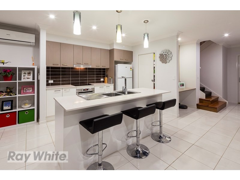 17 Mountain Street, Mount Gravatt QLD 4122