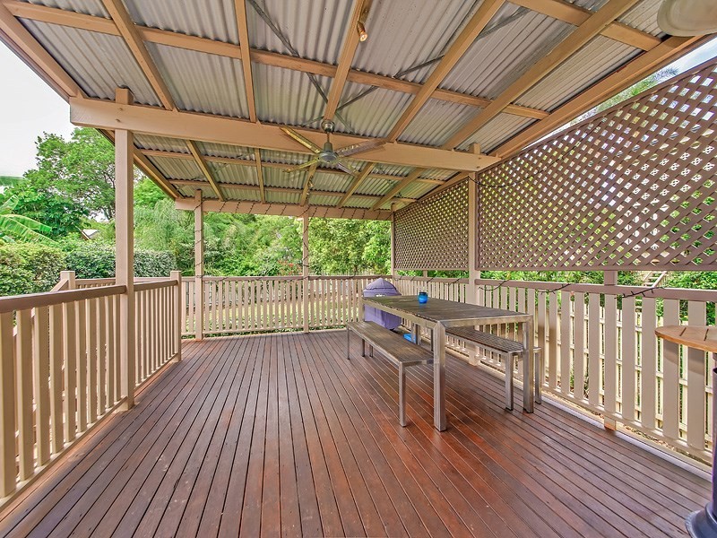 6 Trundle Street, Coorparoo QLD 4151