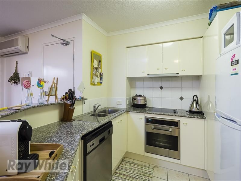 30/55 Harries Road, Coorparoo QLD 4151