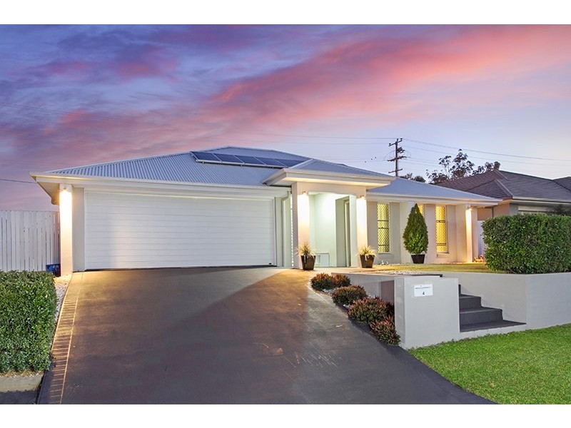 4 Peregian Close, Manly West QLD 4179