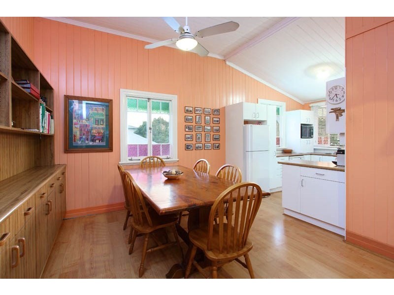 27 Kelsey Street, Coorparoo QLD 4151