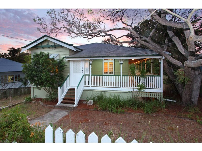 27 Kelsey Street, Coorparoo QLD 4151