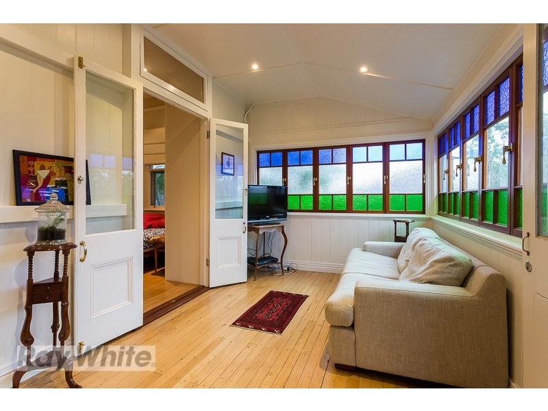 3 Fred Street, Camp Hill QLD 4152