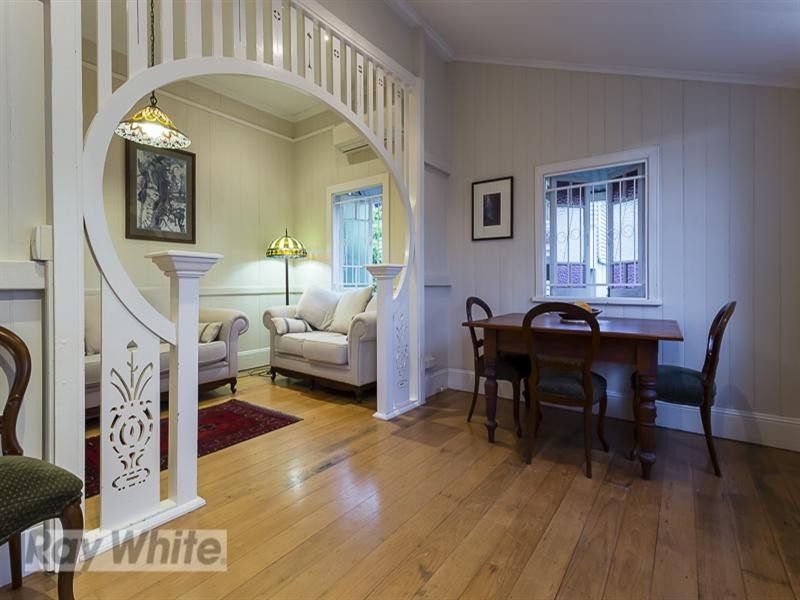 3 Fred Street, Camp Hill QLD 4152