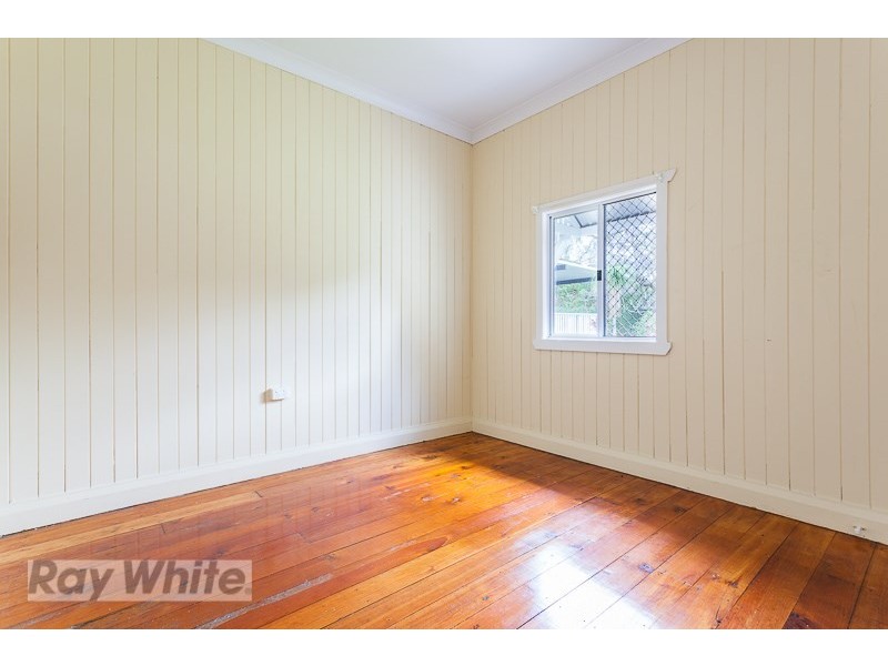 16 Newdegate Street, Greenslopes QLD 4120