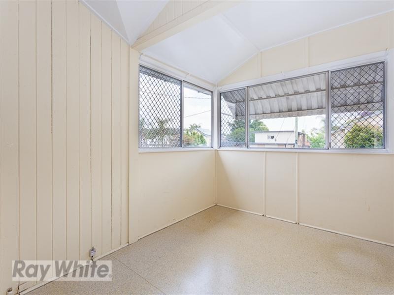 16 Newdegate Street, Greenslopes QLD 4120