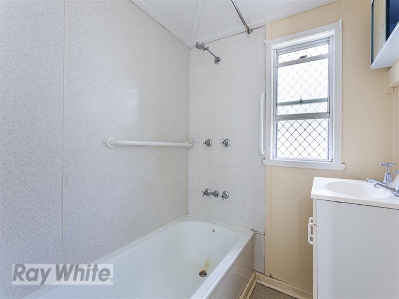 16 Newdegate Street, Greenslopes QLD 4120