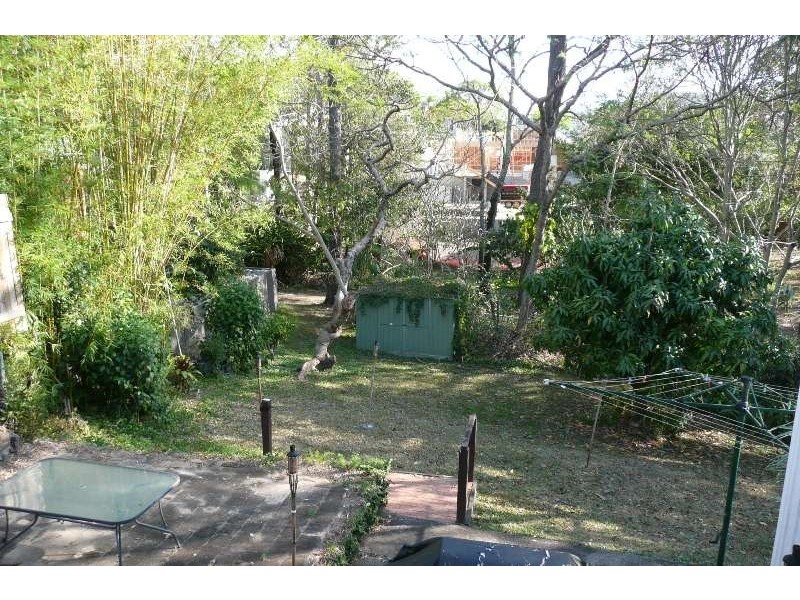 24 Octantis Street, Coorparoo QLD 4151