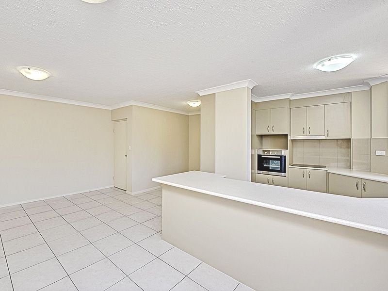 3/304 Cavendish Road, Coorparoo QLD 4151