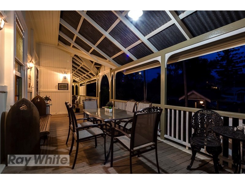 84 Watson Street, Camp Hill QLD 4152