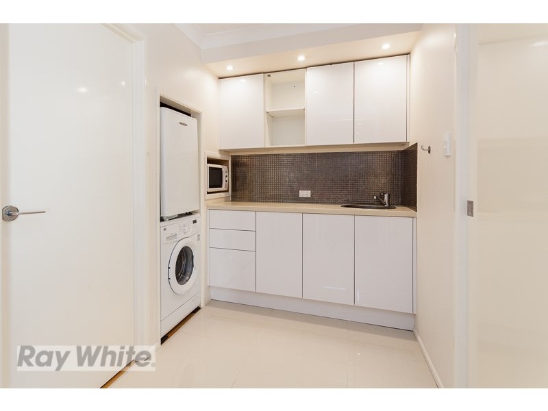 43 Carr Street, Bulimba QLD 4171