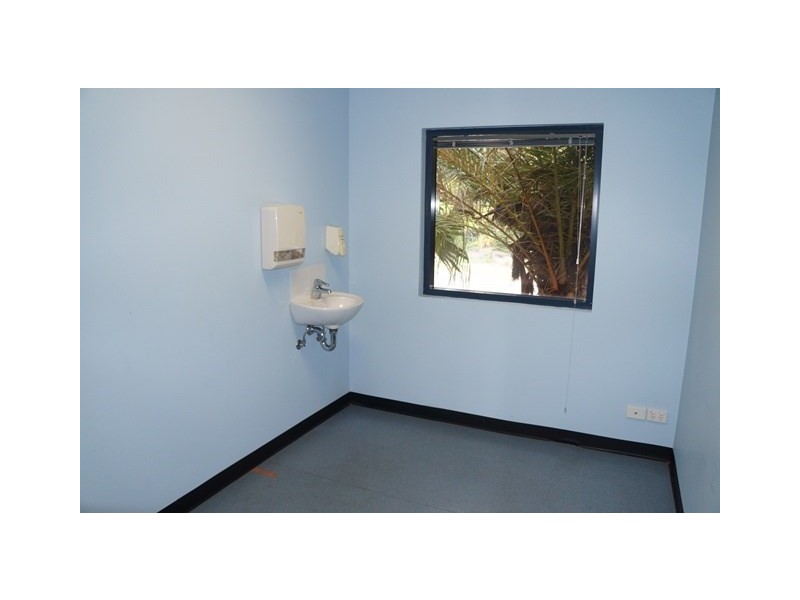 803 Creek Road, Carindale QLD 4152