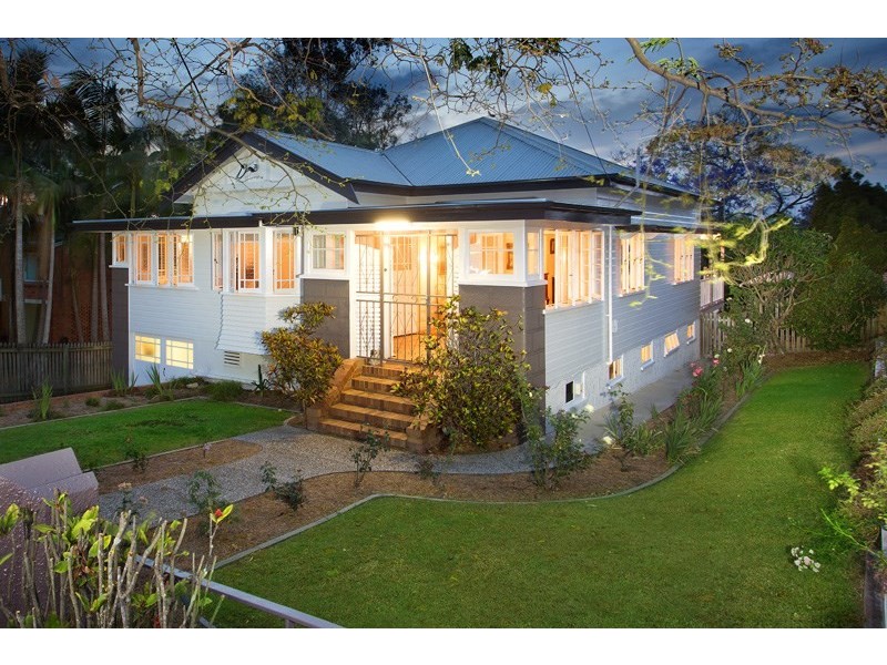 26 Perihelion Street, Coorparoo QLD 4151