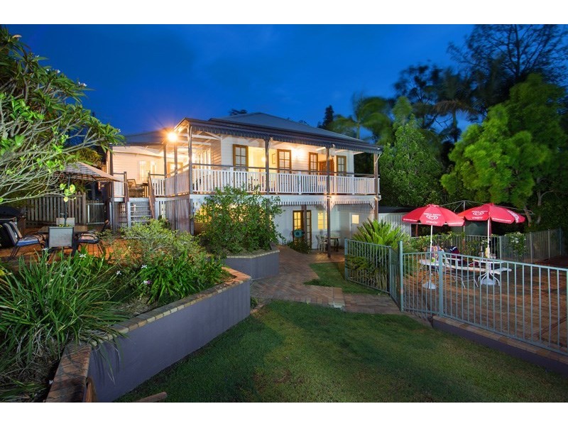 26 Perihelion Street, Coorparoo QLD 4151