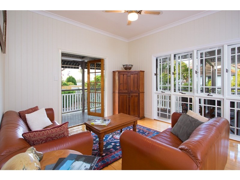 26 Perihelion Street, Coorparoo QLD 4151